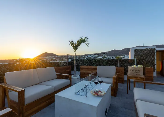 Apartamento Cabo Ph Stunning Rooftop With Jacuzzi