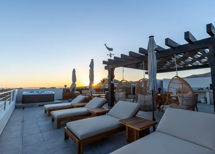 Cabo Ph Stunning Rooftop With Jacuzzi Apartamento