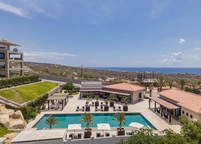 Apartamento Cabo Ph Stunning Rooftop With Jacuzzi